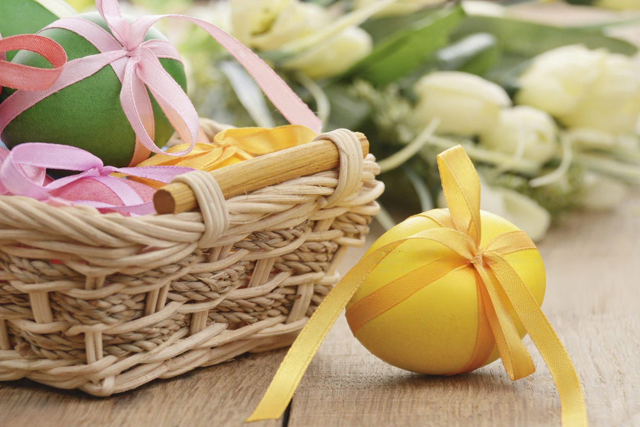 20 Osterkörbchen-Geschenke für Erwachsene – herrliche Überraschungen für die Großen!