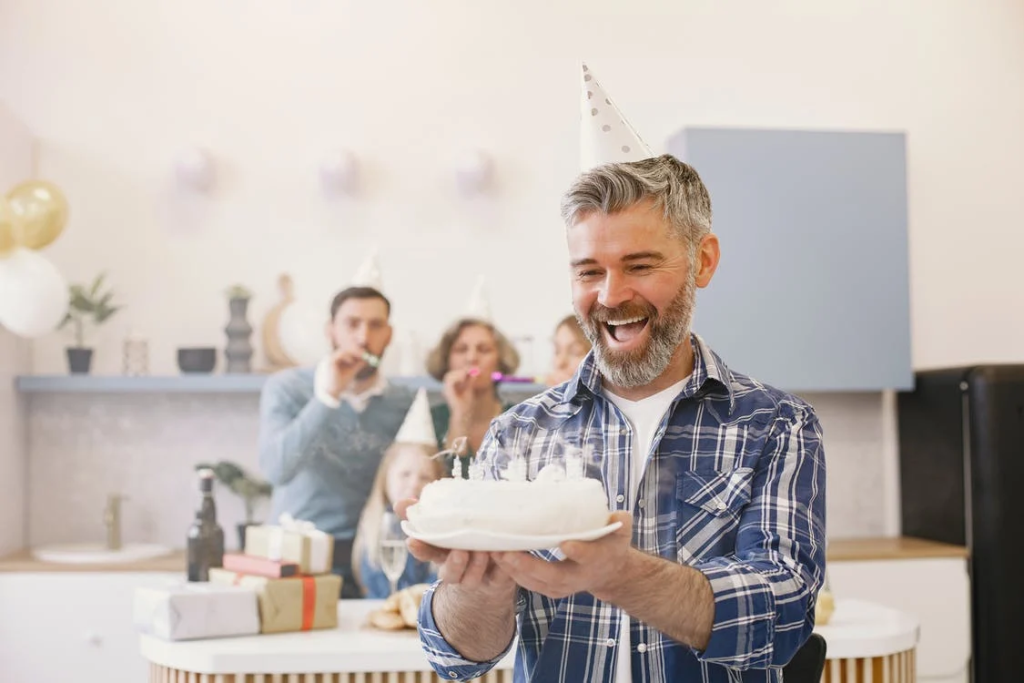 Personalisiertes Geschenk Zum 50. Geburtstag Für Frauen – Edelstahl-Becher 'zurück In 1975'