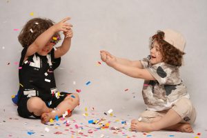 Read more about the article 50 Kindertag Glückwünsche & Sprüche: lustig, sinvoll und kostenlos