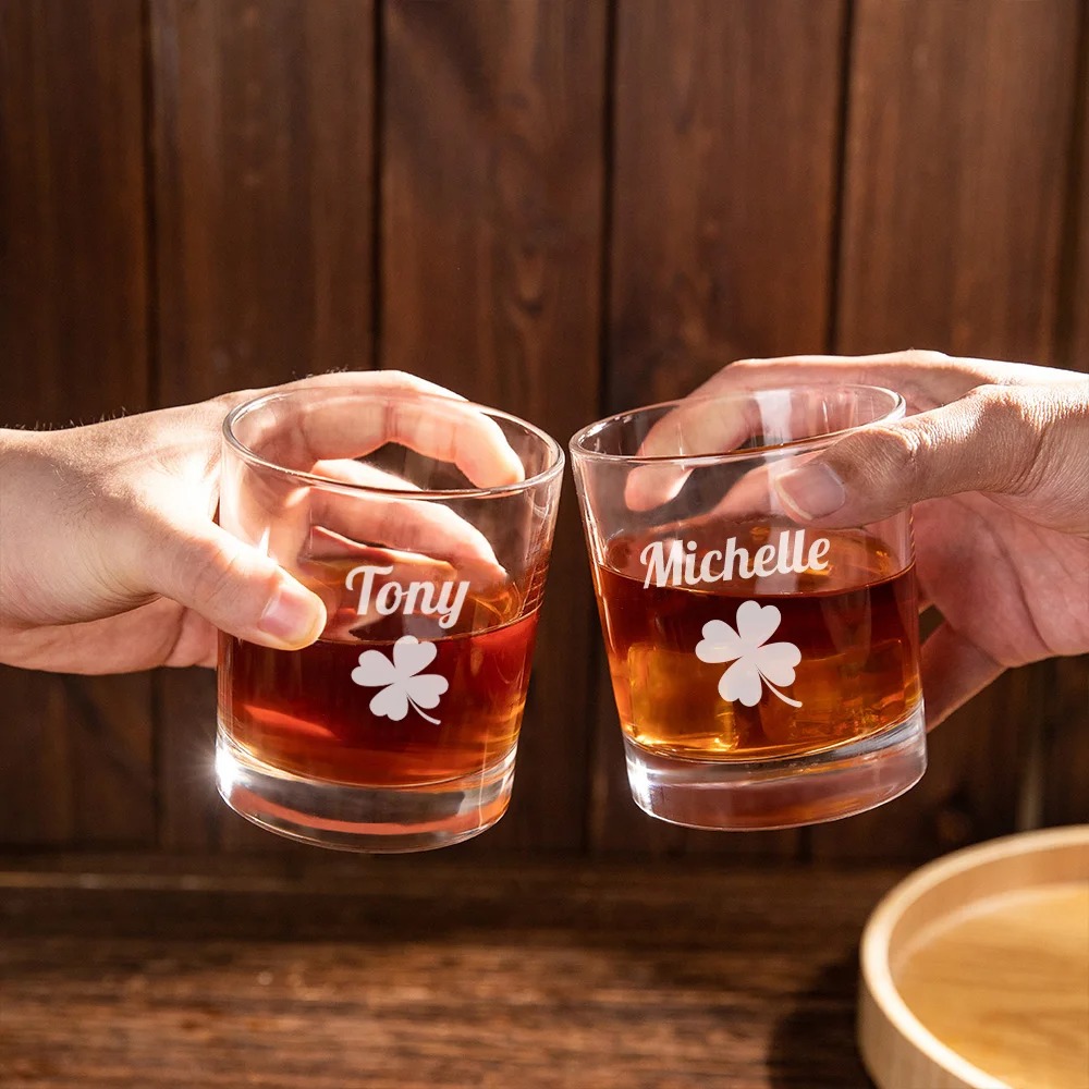 10oz Whiskey Gläser mit Namen