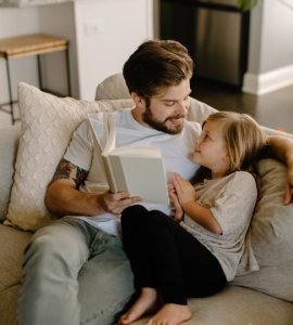 Read more about the article 10 Vorteile einer starken Vater-Tochter-Beziehung