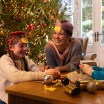 30+ Lustige Weihnachtsspiele für Kinder und Erwachsene