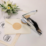 Die ultimative Anleitung zur Verwendung eines personalisierten Buchprägers