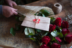 Read more about the article 100+ Die besten Zitate und Sprüche zum Valentinstag 2026 über die Liebe