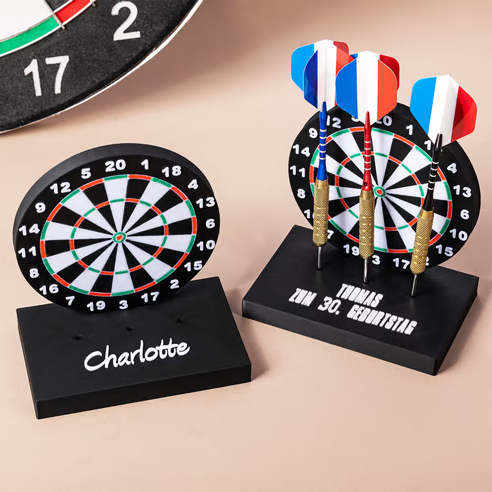Personalisierter 3D-Druck-Dartpfeil-Halter im Dartscheiben-Design: Funktionaler Sockel für 3 Darts mit individuellem Text