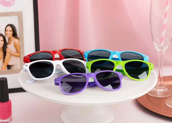 Personalisierte Sonnenbrille mit Namen 10er Set für Hochzeit & JGA: Stylischer Partyspaß und Zusammenhalt für unvergessliche Momente