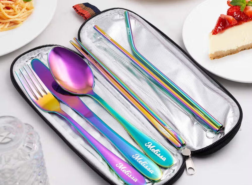 Personalisiertes tragbares Besteck-Set aus Edelstahl mit Etui und Namen: Praktisch dabei für kleine Mahlzeiten unterwegs