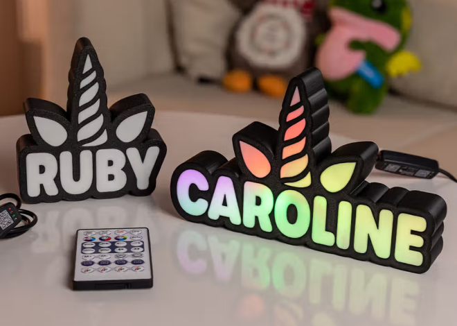 Sanfter Lichterglanz am Kinderbett: Personalisierte 3D-Druck Fantasy-Einhorn-LED-Nachtlampe mit Namensschild