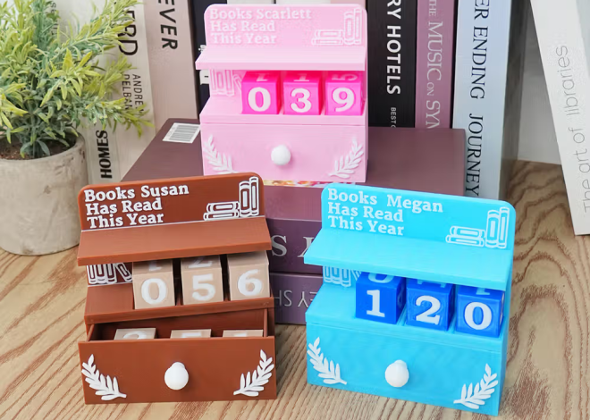 Leseerfolge stilvoll im Blick behalten: Personalisiertes 3D-Druck-Miniatur-Bücherregal als Lesetracker mit Namen