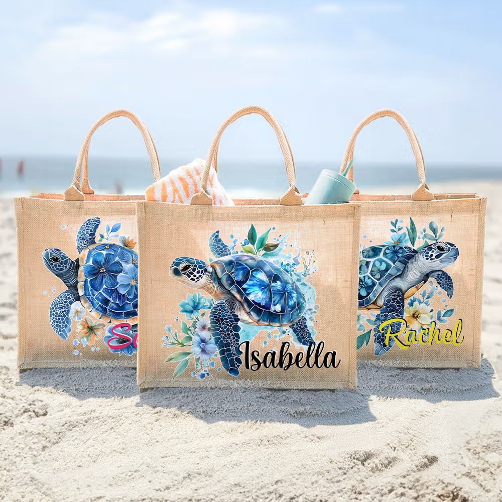 Personalisierte Jute-Tasche mit Meeresschildkröte und Namen: Maritime Leichtigkeit und natürliche Eleganz für jeden Sommertag