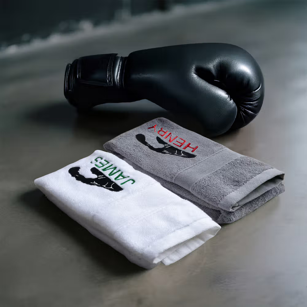 Personalisiertes Boxen-Sporthandtuch aus reiner Baumwolle mit gesticktem Namen