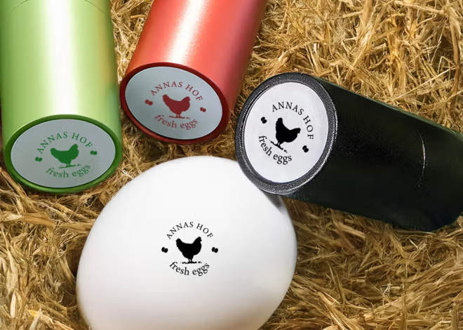 Personalisierter Eierstempel mit lebensmittelechter Stempelfarbe und Hühnermotiv