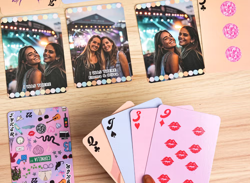 Personalisiertes Foto-Pokerkartenspiel in stabiler Metallbox mit 54 Spielkarten